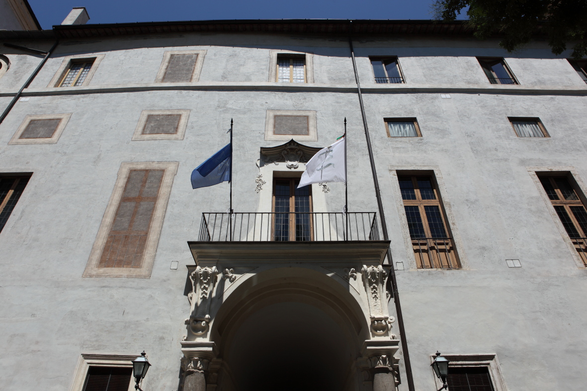 Balcone Palazzo Spada sul giardino.jpg