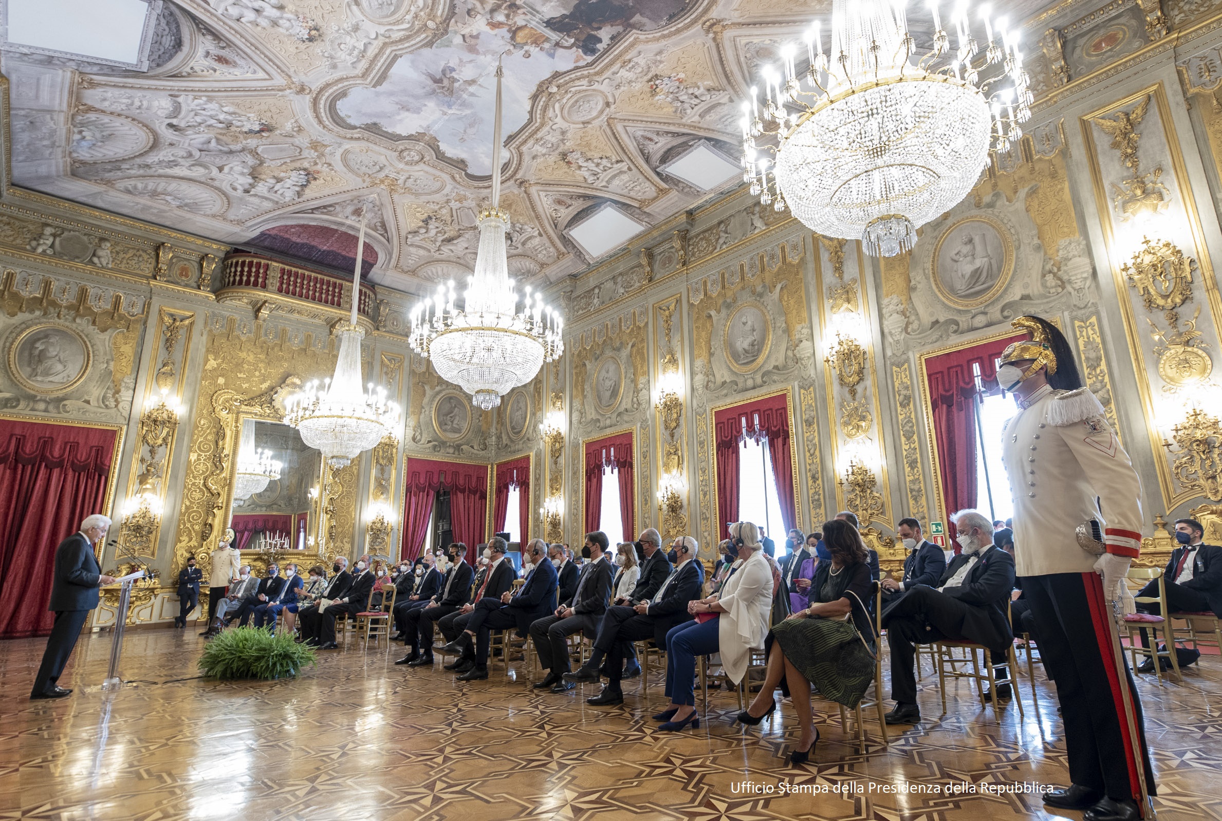7 + didascalia Ufficio Stampa Presidenza della Repubblica.jpg
