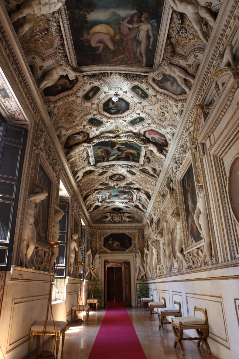 Galleria degli Stucchi.jpg